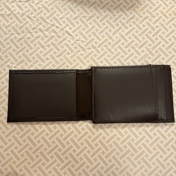 ☀️FINAL PRICE☀️ NWOT Dickies Men’s Wallet w/ Magnetic Closure - Picture 3 of 6